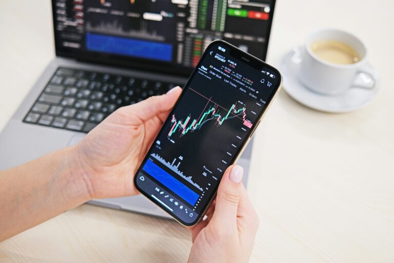 MyInvestor vs Indexa Capital: cuál es mejor para invertir en España (2026)